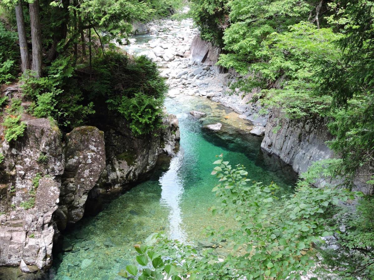 阿寺温泉 フォレスパ木曽あてら荘 Hotel Okuwa ภายนอก รูปภาพ